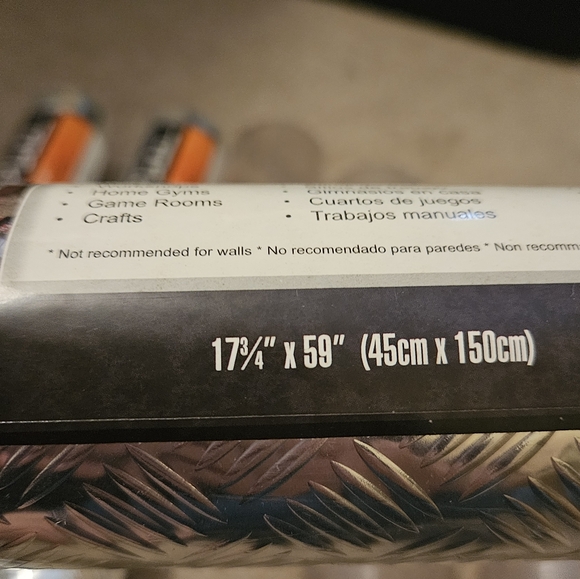 Diamond Plate Peel & Stick New 3 Rolls - Picture 4 of 9